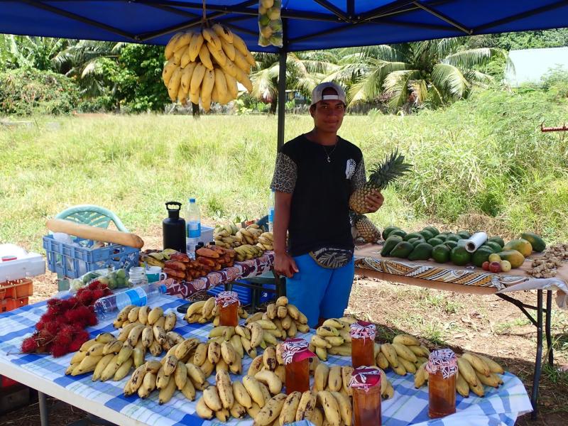 fruit vendor